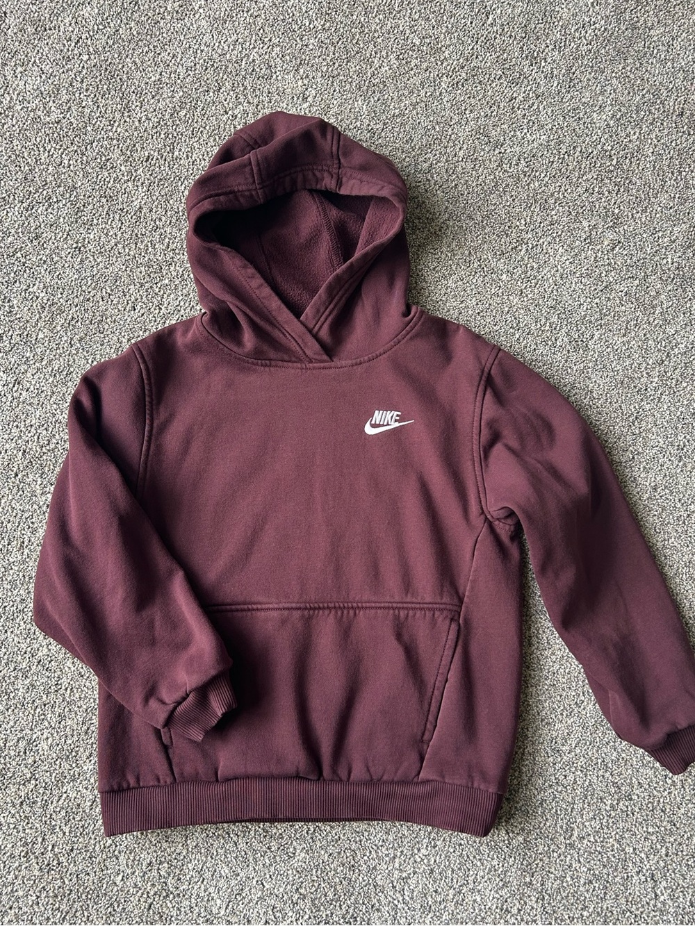 Nike club fleece hoodie in burgundy